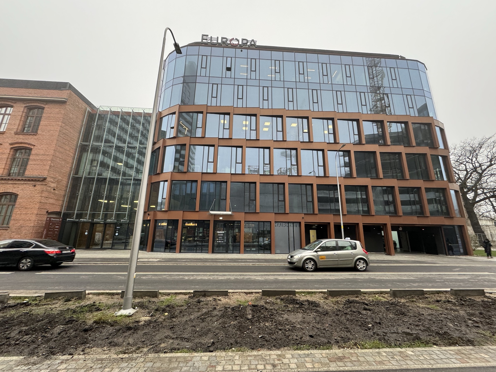 20240229_075321274_iOS